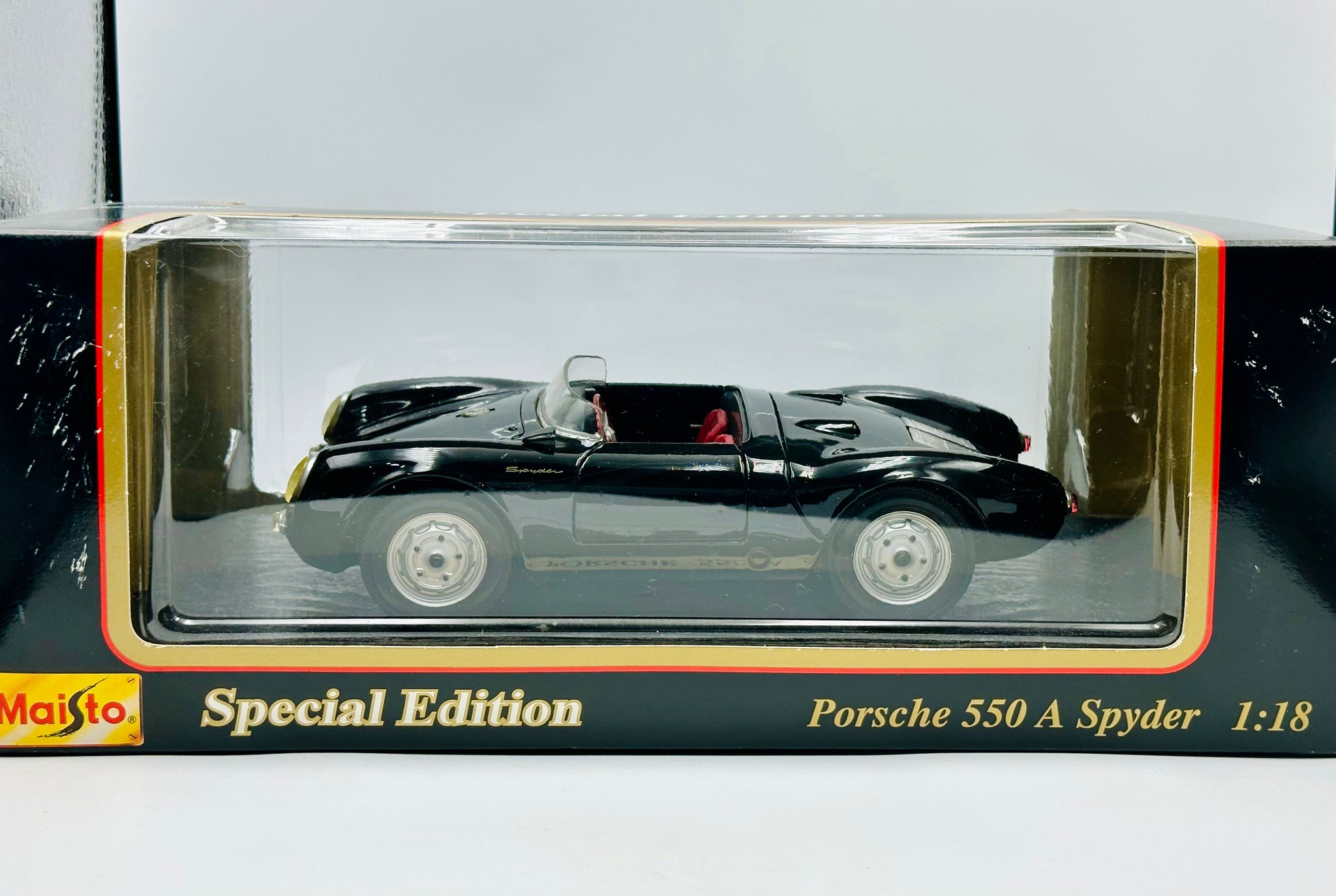 マイスト　ポルシェ　550 A Spyder 特別版 1:18 Amazon.com: Maisto 1:18 Scale Porsche 550A Spyder Diecast