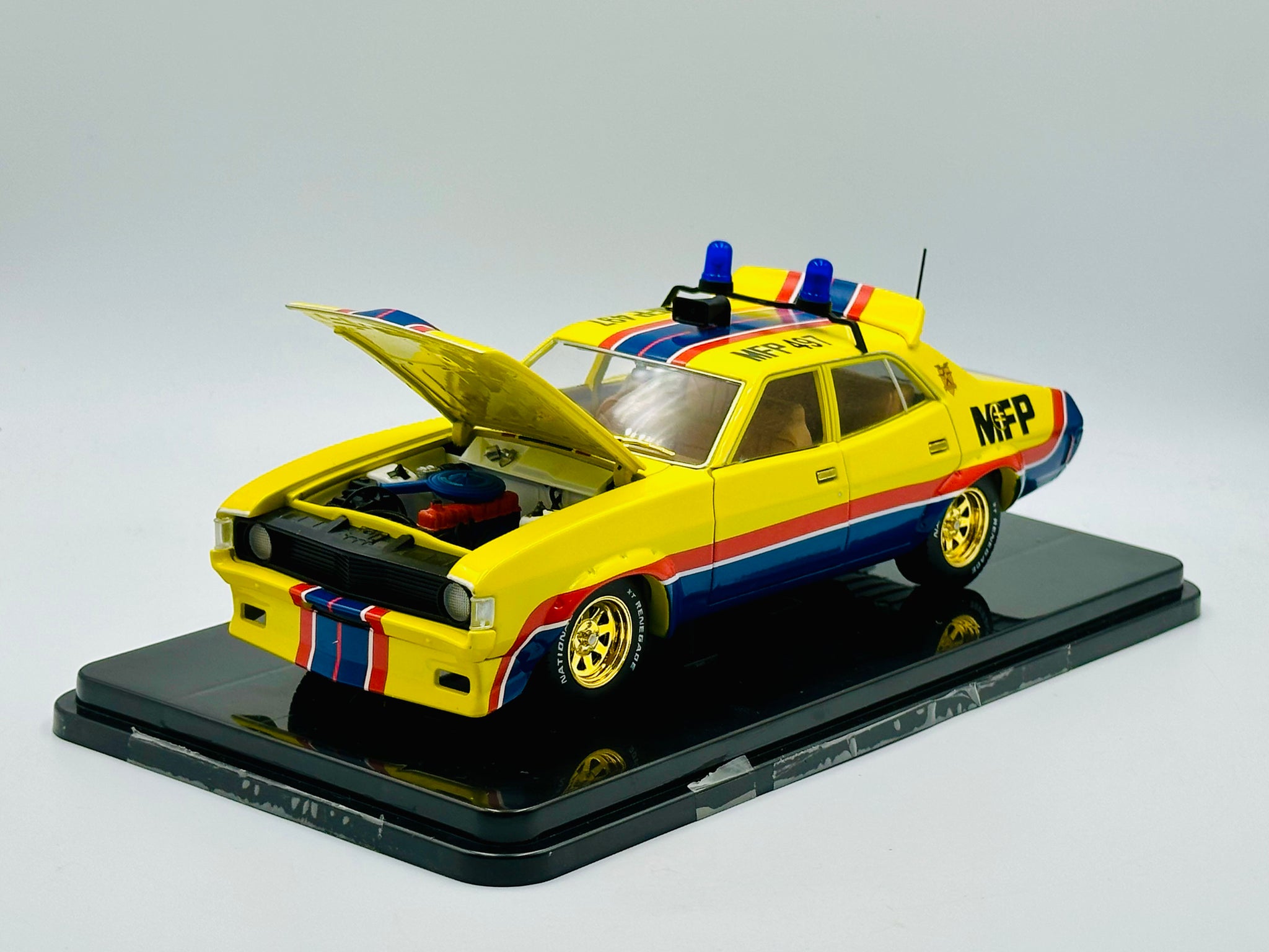 1:24 Mad Max -- March Hare -- *CHASE VERSION* -- Ford XA Falcon