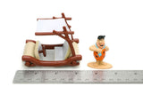 1:32 Flintmobile w/Fred Flintstone Figurine -- JADA