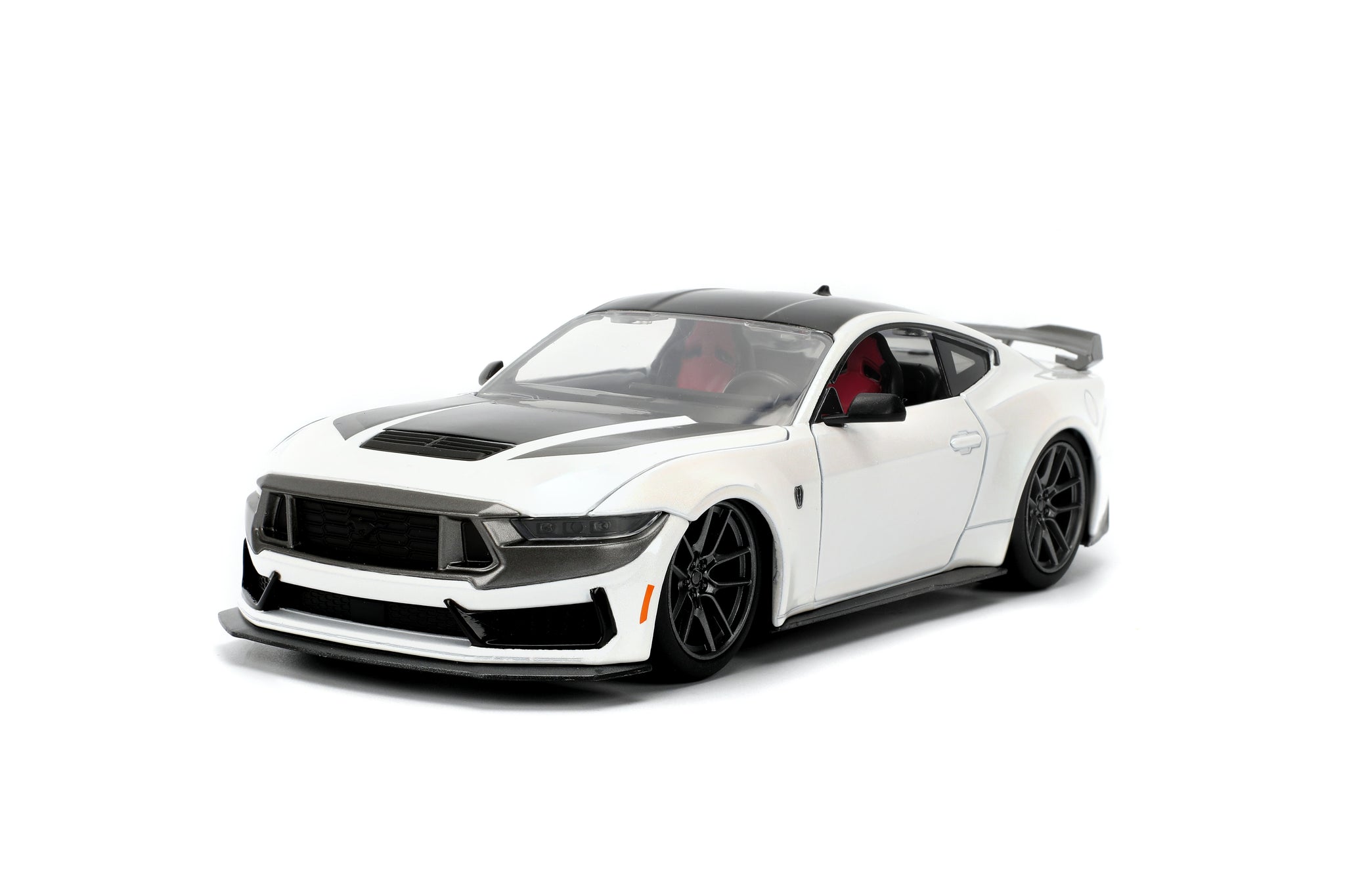 1:24 2023 Ford Mustang Dark Horse -- White -- JADA: Pink Slips