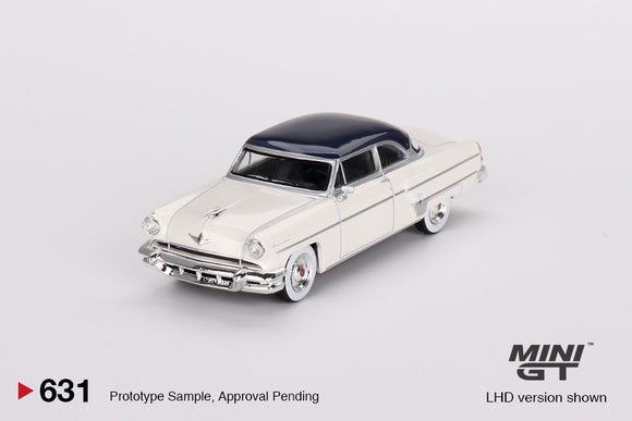 (Pre-Order) 1:64 Lincoln Capri 1954 -- Arctic White / Atlantic Blue -- Mini GT