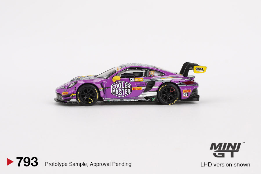 1:64 2023 Macau GP -- Porsche 911 GT3 R #27 HubAuto Racing -- Mini GT