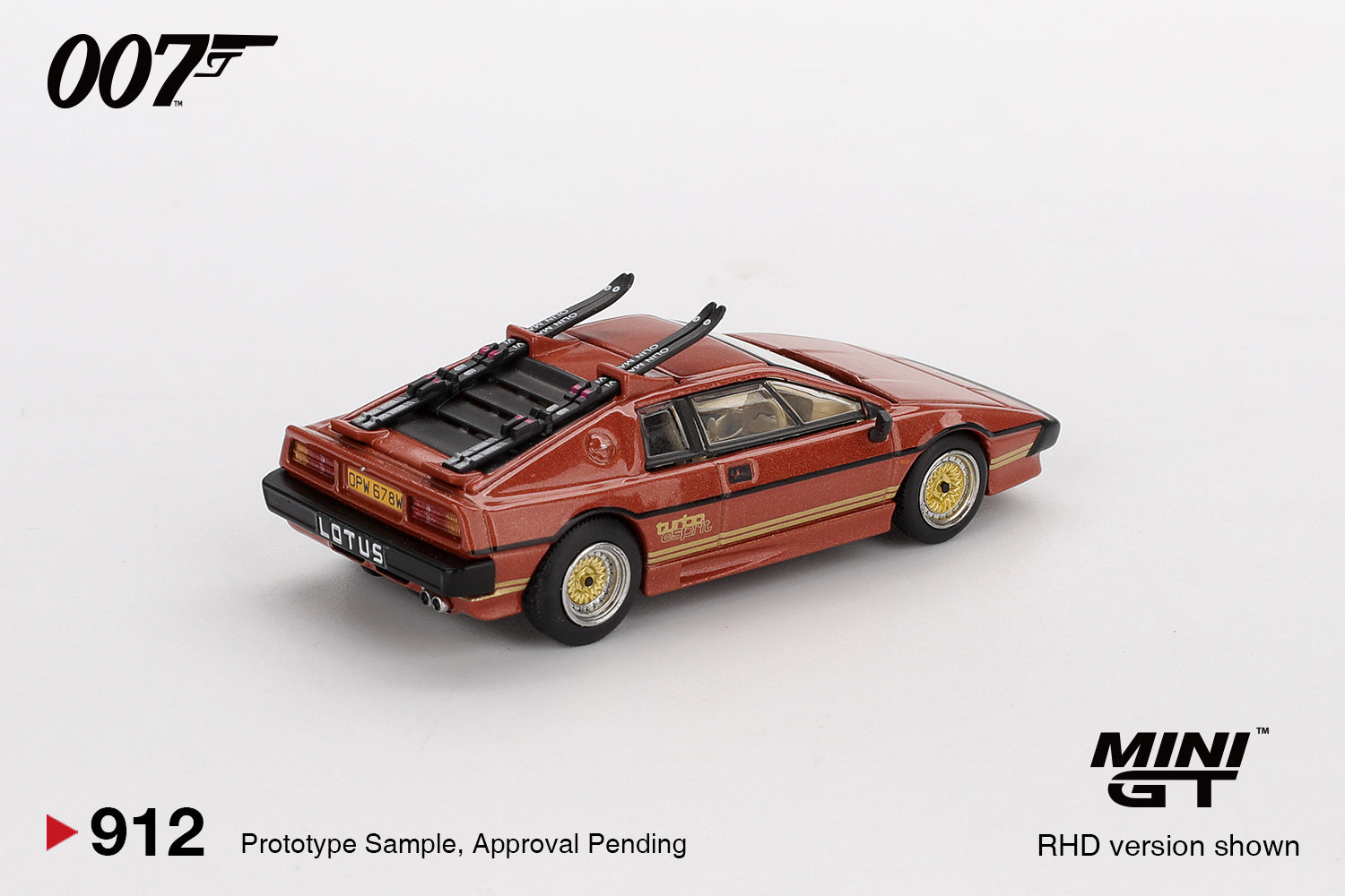 Pre-Order) 1:64 Lotus Esprit Turbo (Copper) 