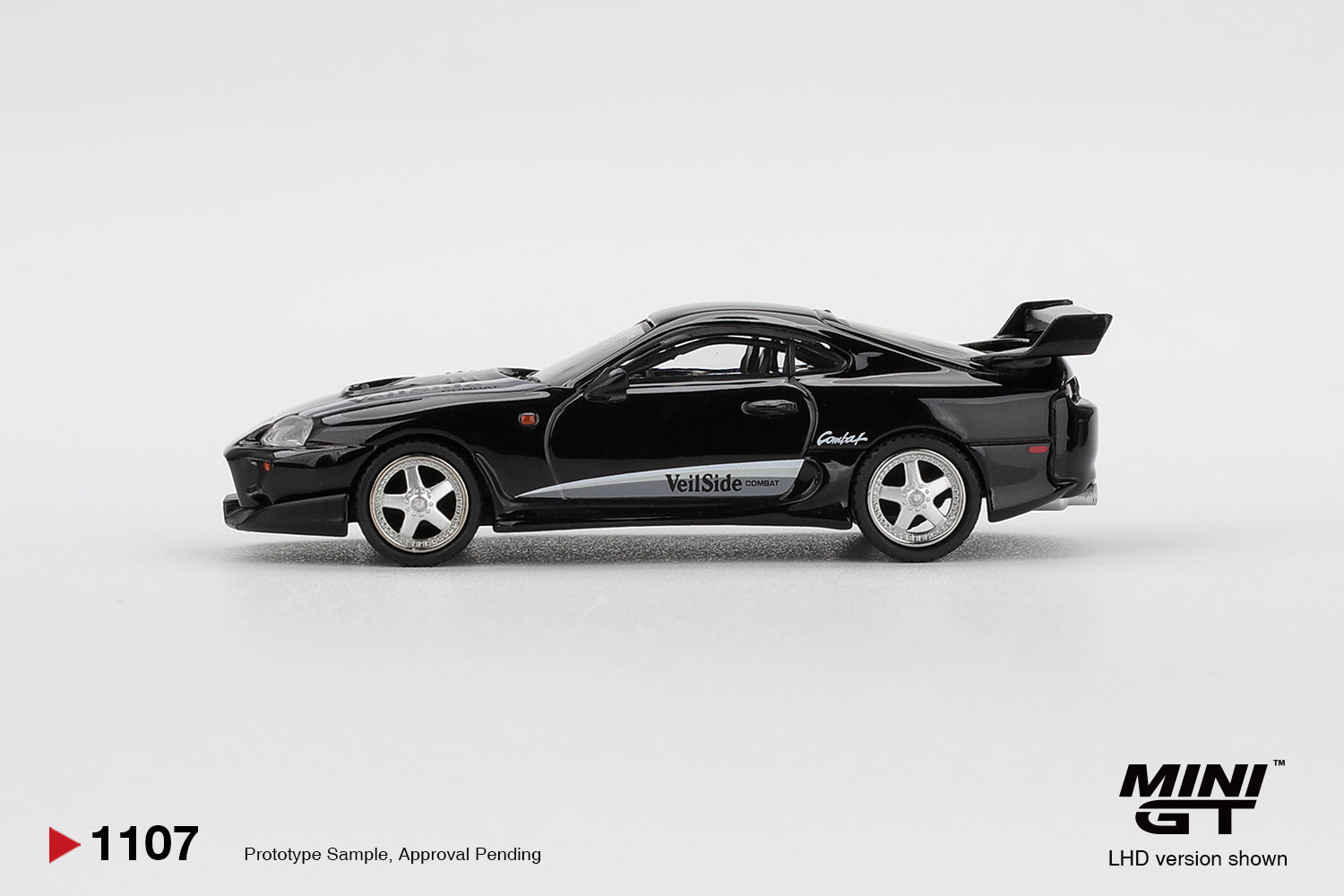 Pre-Order) 1:64 Toyota Supra VeilSide Combat V-II -- Black -- Mini GT