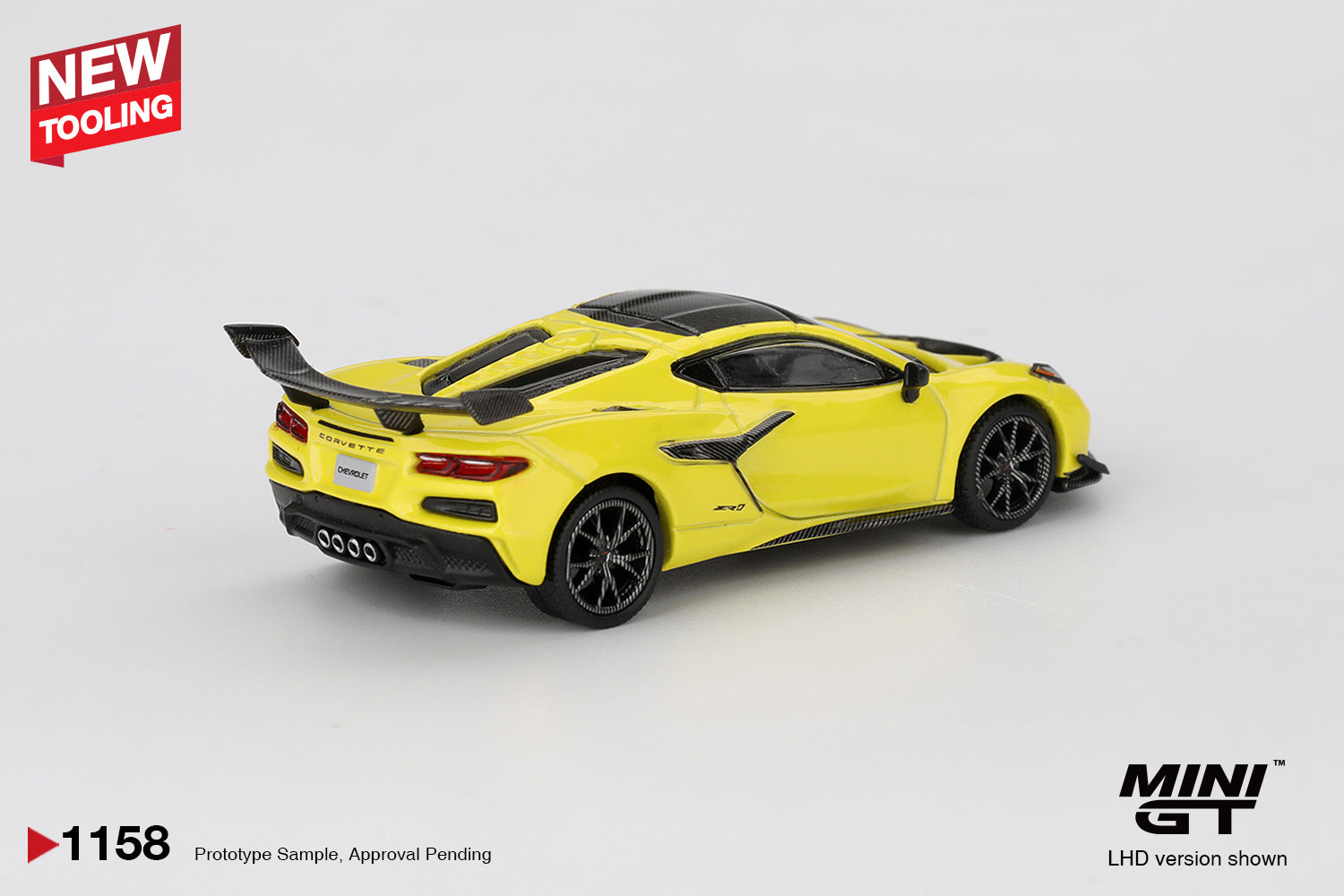 Pre-Order) 1:64 Chevrolet Corvette (C8) ZR1 -- Accelerate Yellow -- M