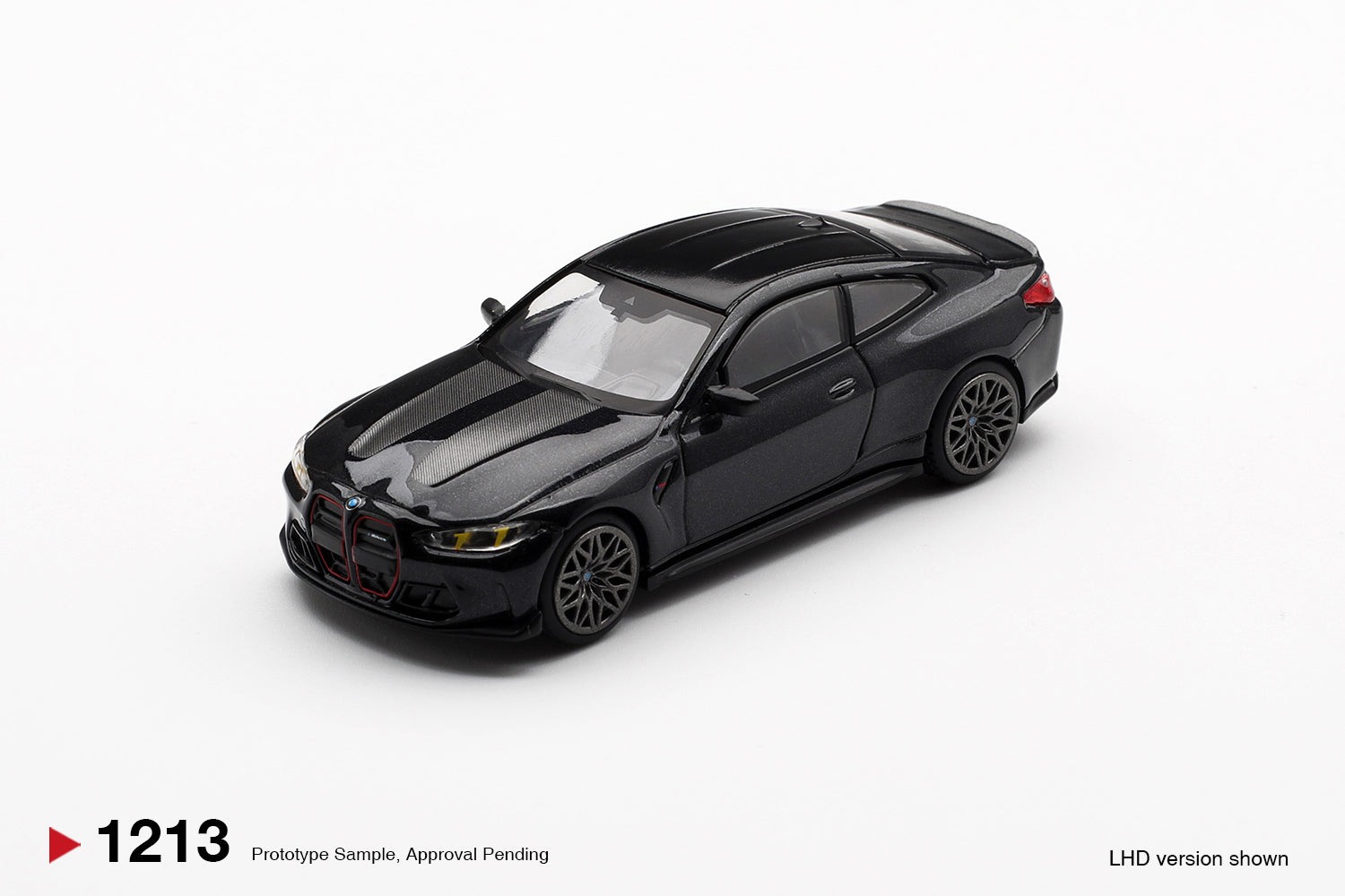 Voiture Miniature Saab 900 Turbo Argentée - Échelle 1:64 Par Tarmac Works