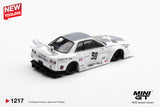 (Pre-Order) 1:64 Nissan GT-R32 LBWK Kaido Works -- White TAS 2025 -- Mini GT MGT01217