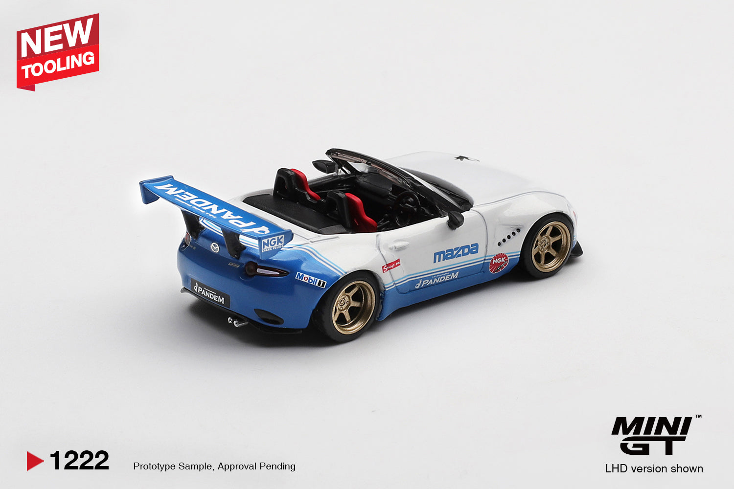 Pre-Order) 1:64 Mazda Miata MX-5 (ND) Pandem -- IMSA Livery -- Mini G