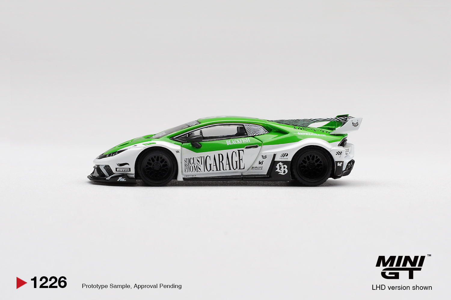 Pre-Order) 1:64 Lamborghini Huracán GT LB-WORKS -- Street Customs --