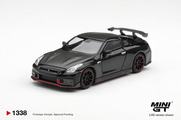 Pre-Order) 1:64 Nissan R35 GTR Nismo 2024 -- Black -- Mini GT MGT0133