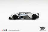 (Pre-Order) 1:64 Aston Martin Valkyrie -- Escaping White -- Mini GT MGT01419