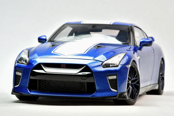 1:18 Nissan GT-R (R35) 50th Anniversary -- Wangan Blue -- Motorhelix