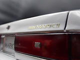 (Pre-Order) 1:18 Toyota Mark Ⅱ 2.5 Grande Limited (JZX81) -- White -- Ignition Model IG3854