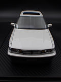 (Pre-Order) 1:18 Toyota Mark Ⅱ 2.5 GT Twin Turbo (JZX81) -- Pearl White / Silver -- Ignition Model IG3856