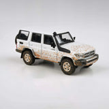 1:64 Toyota Land Cruiser LC76 2014 -- "Muddy" White -- PARA64