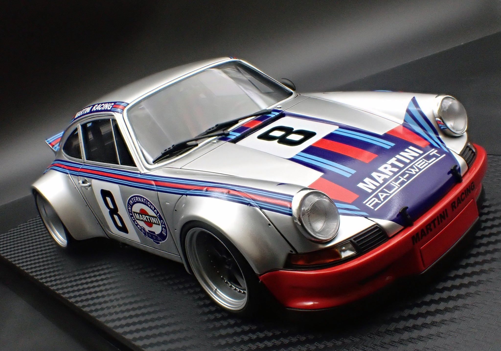 Pre-Order) 1:18 RWB Backdate -- #8 Martini Silver / Orange -- Ignitio