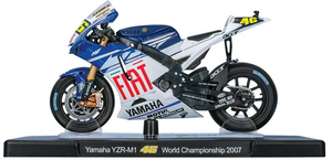 1:18 2007 #46 Valentino Rossi -- Yamaha YZR-M1 -- MotoGP World Champio 1:18 2007 #46 Valentino Rossi -- Yamaha YZR-M1 -- MotoGP World Champio
