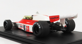 1:18 1976 James Hunt -- World Champion -- McLaren F1 M23 -- GP Replicas F1