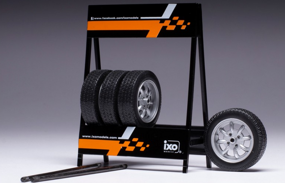1:18 Set of 4 x SAAB Type Silver Wheel & Tyre Set w/Tire Rack -- IXO Models