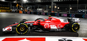 (Pre-Order) 1:43 2023 Carlos Sainz -- #55 Las Vegas GP -- Scuderia Ferrari SF-23 -- Looksmart F1