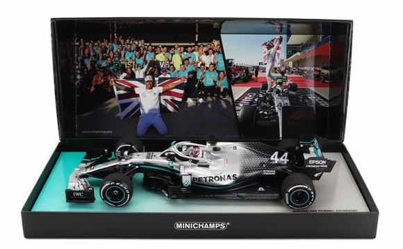 1:18 2019 Lewis Hamilton -- World Champion (USA GP) -- Minichamps F1 RARE
