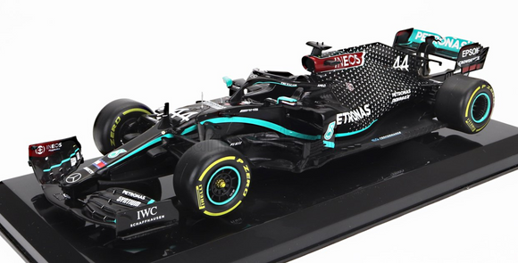 1:24 2020 World Champion Lewis Hamilton -- Mercedes W11 -- Atlas/Edicola F1