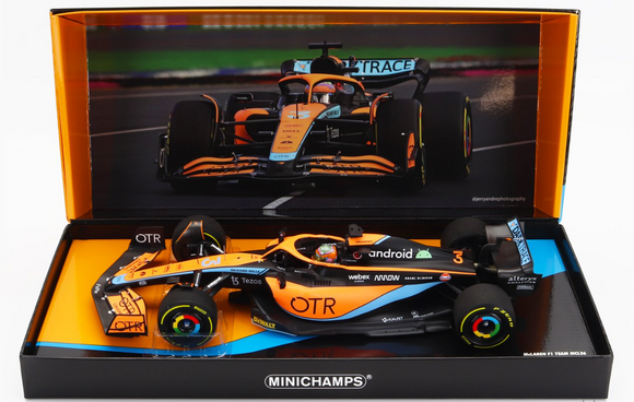 1:18 2022 Daniel Ricciardo -- Australian GP -- McLaren MCL36 -- Minichamps F1 RA