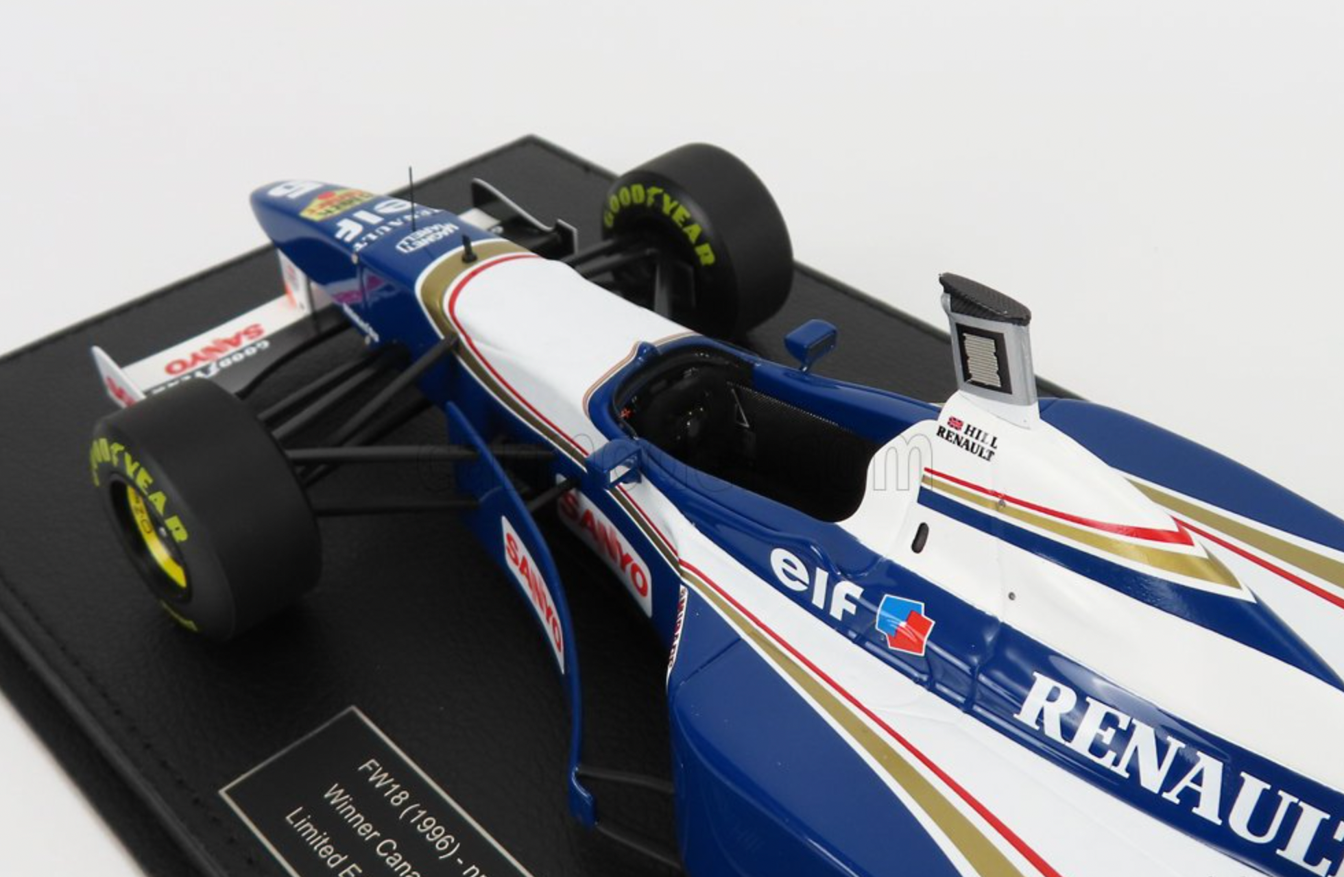 1:18 1996 Damon Hill -- World Championship Winner -- Williams FW18 --