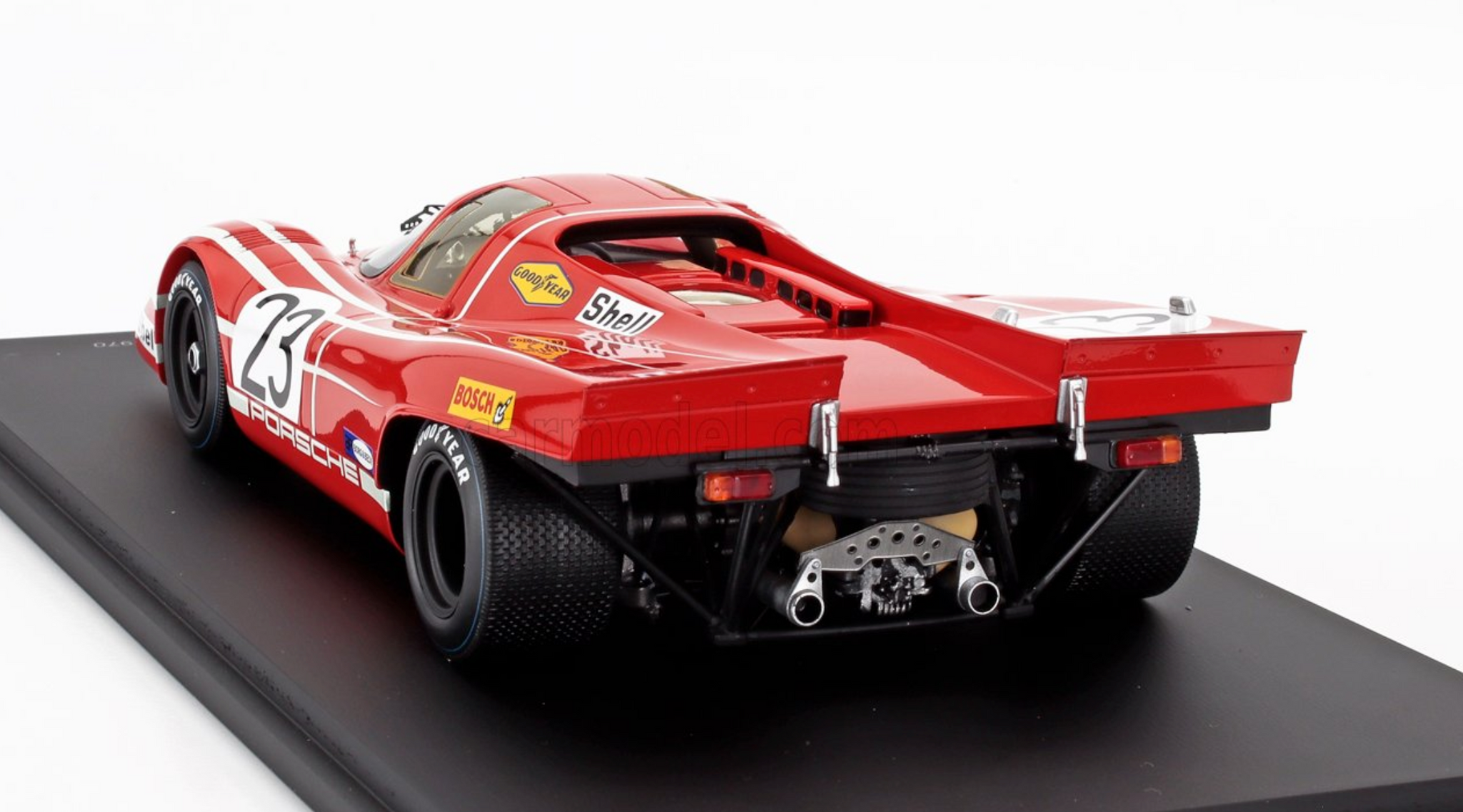 FIGURE 1/18 STEVE MC QUEEN LE MANS VROOM UNPAINTED MINICHAMPS