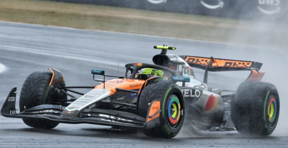 (Pre-Order) 1:43 2025 Lando Norris -- British GP Winner -- #4 McLaren MCL39 -- Spark F1