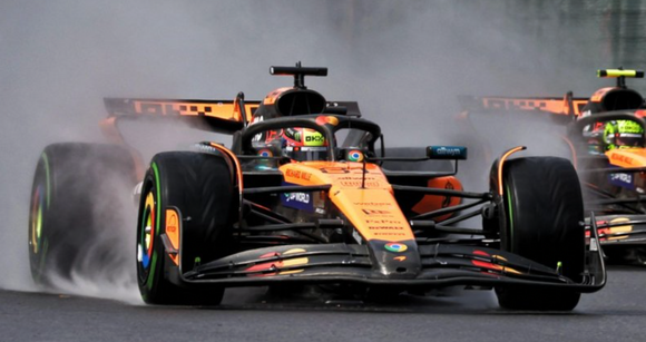 (Pre-Order) 1:18 2025 Oscar Piastri -- Belgium GP Winner -- #81 McLaren MCL39 -- Spark F1