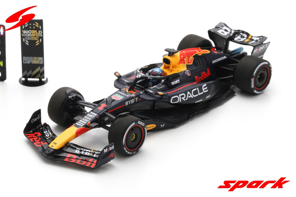 1:43 2024 Max Verstappen -- World Champion -- #1 Red Bull RB20 -- Spar
