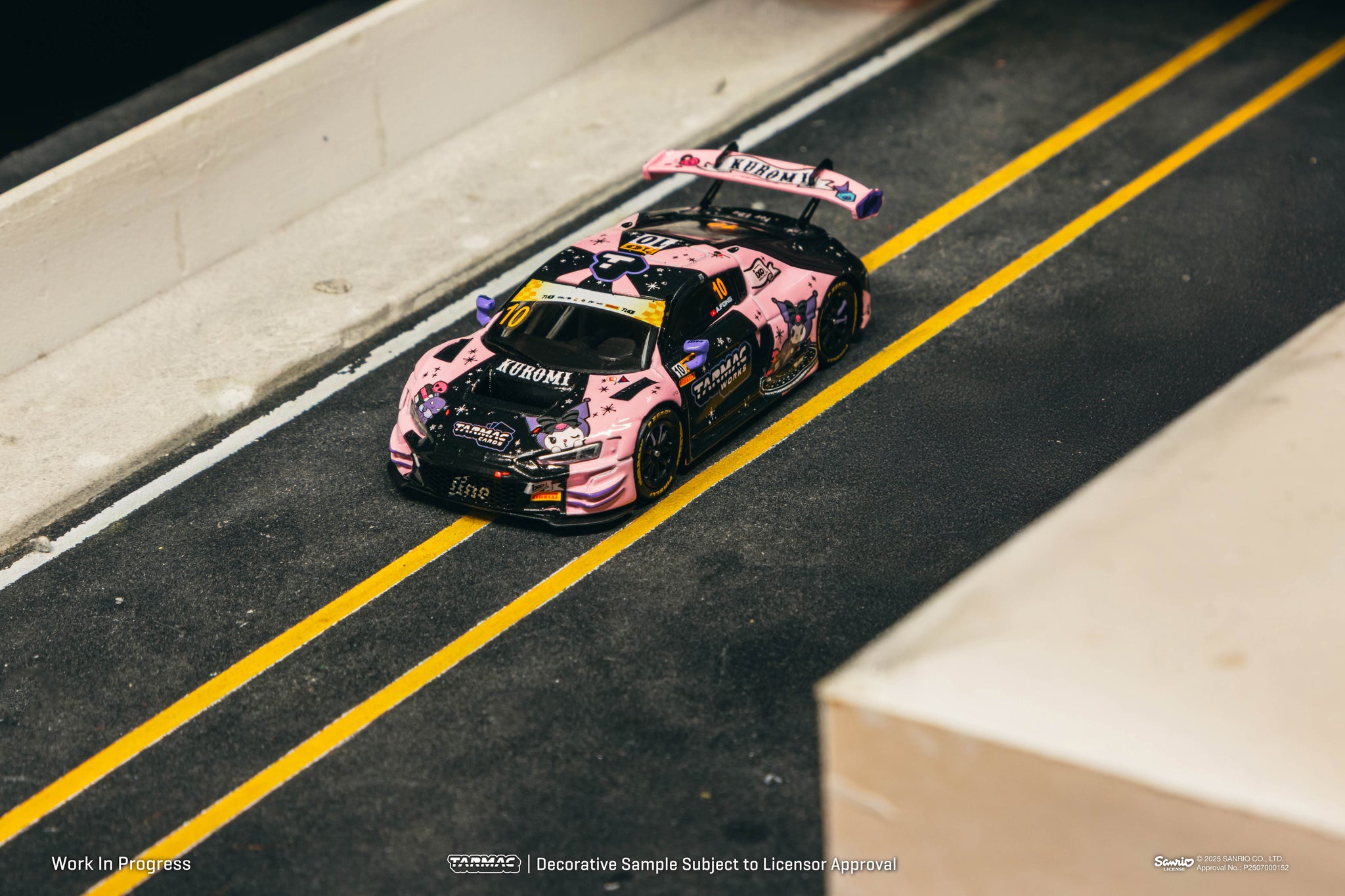 Pre-Order) 1:64 2024 Macau GT Cup - Adderly Fong -- #10 Kuromi Audi R