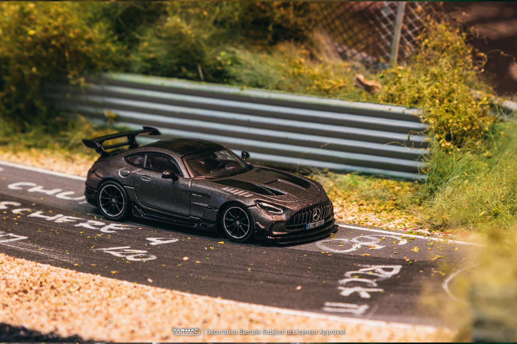 Pre-Order) 1:64 Mercedes-Benz AMG GT Black Series -- Grey -- Tarmac W