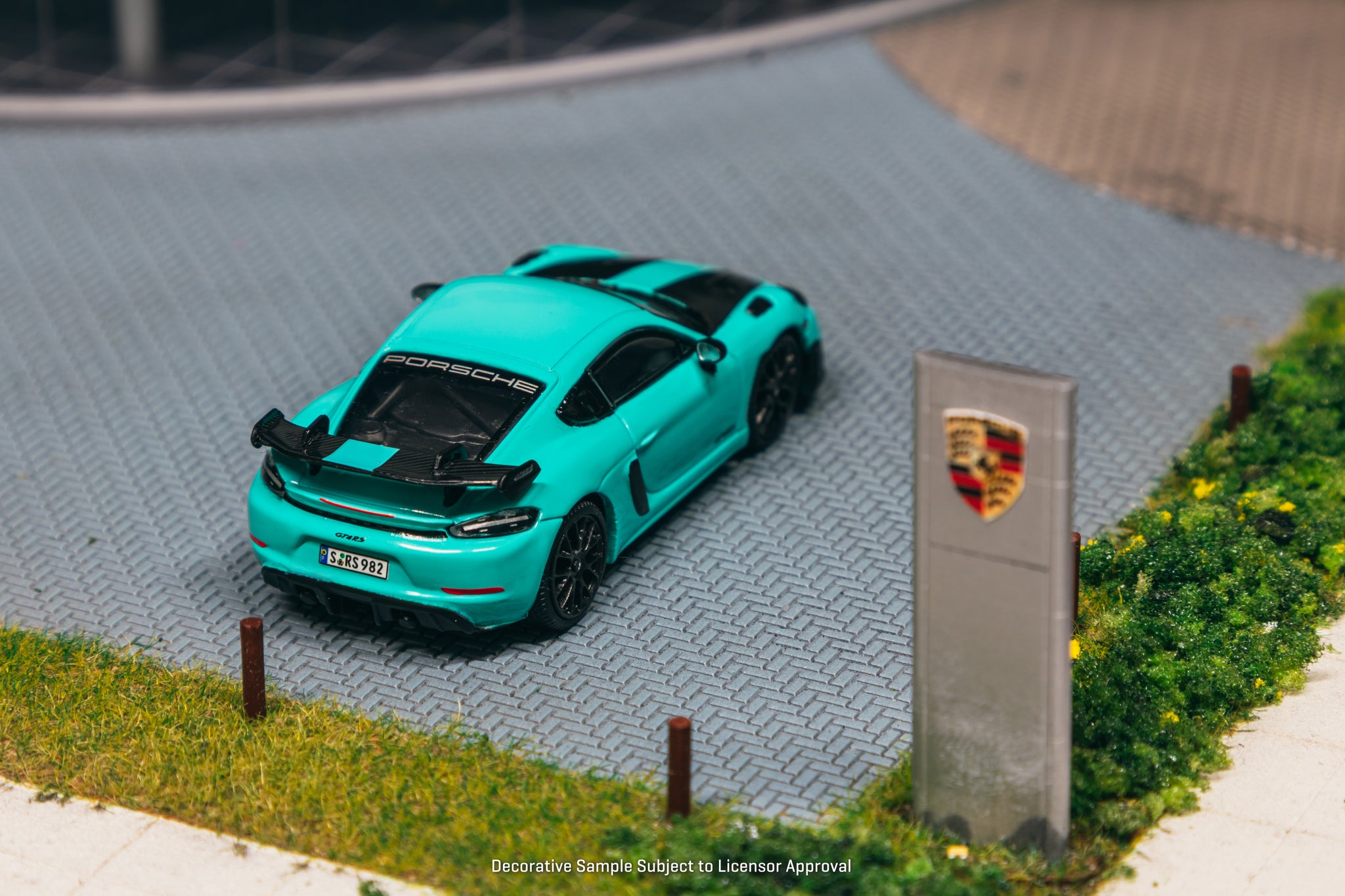 Pre-Order) 1:64 Porsche Cayman GT4RS -- Mint Green -- Tarmac Works x