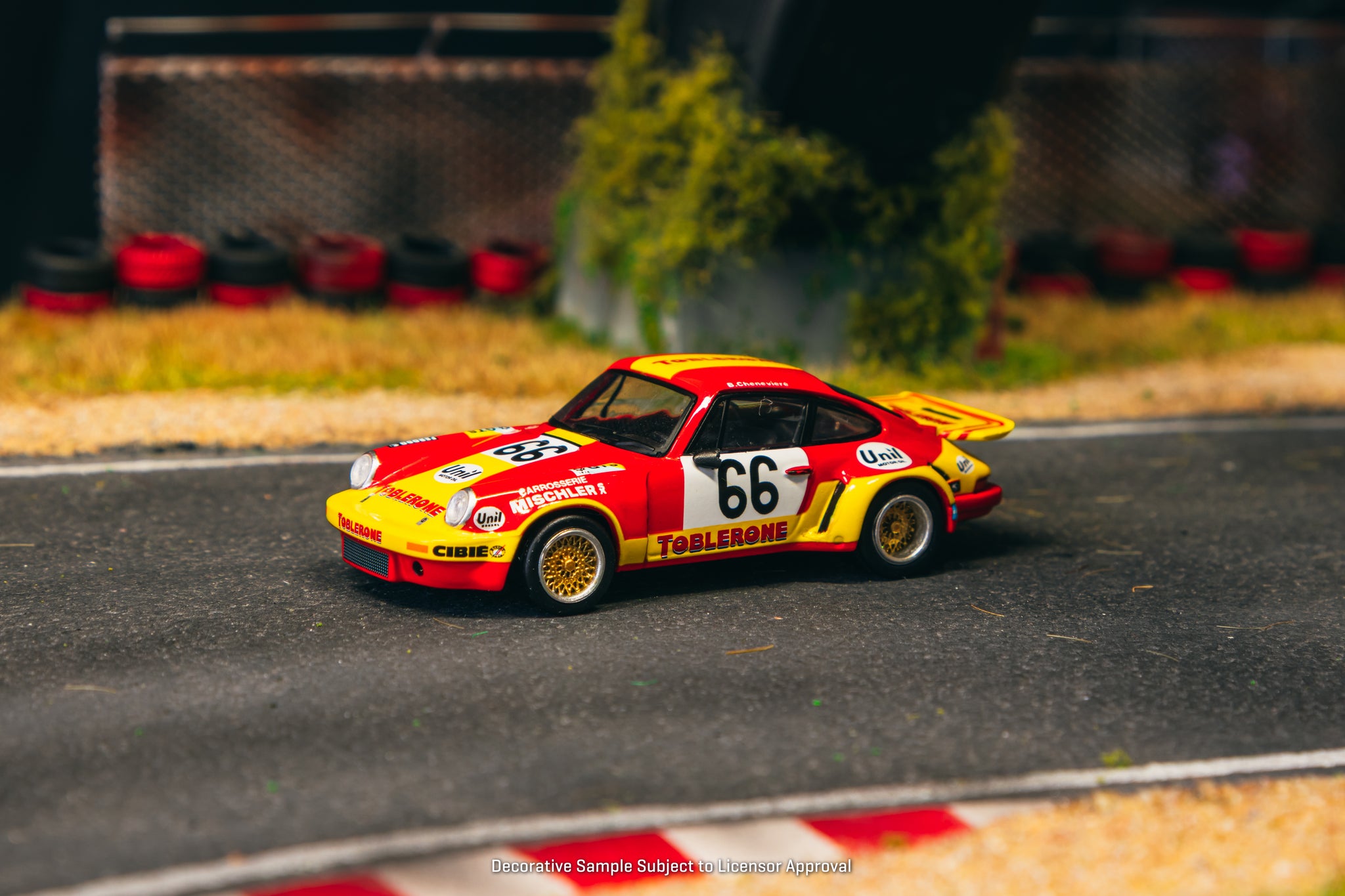 1:43 TROFEU Porsche 911 Carrera Rsr #67 24H Le Mans 1974 William Vollery Eric Vollery Roger Dorchy White Green Trfdsn306.3.10.345.gp.119292 1:43 TROFEU Porsche 911 Carrera Rsr #67 24H Le Mans 1974 William Vollery Eric Vollery Roger Dorchy White Green Trfdsn306.3.10.345.gp.119292