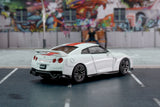 1:64 Nissan GT-R (R35) 50th Anniversary -- Brilliant White Pearl -- Motorhelix