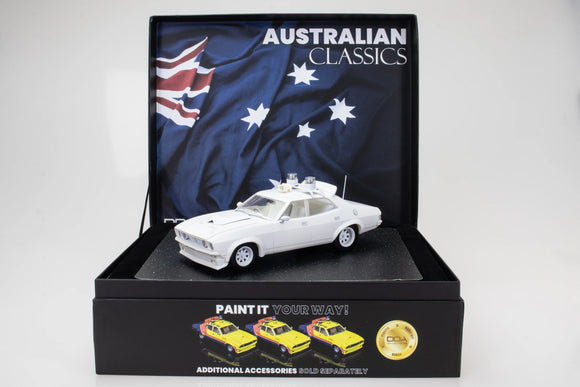 1:24 Mad Max Interceptor -- Ford XB Falcon -- PLASTIC KIT -- DDA Collectibles