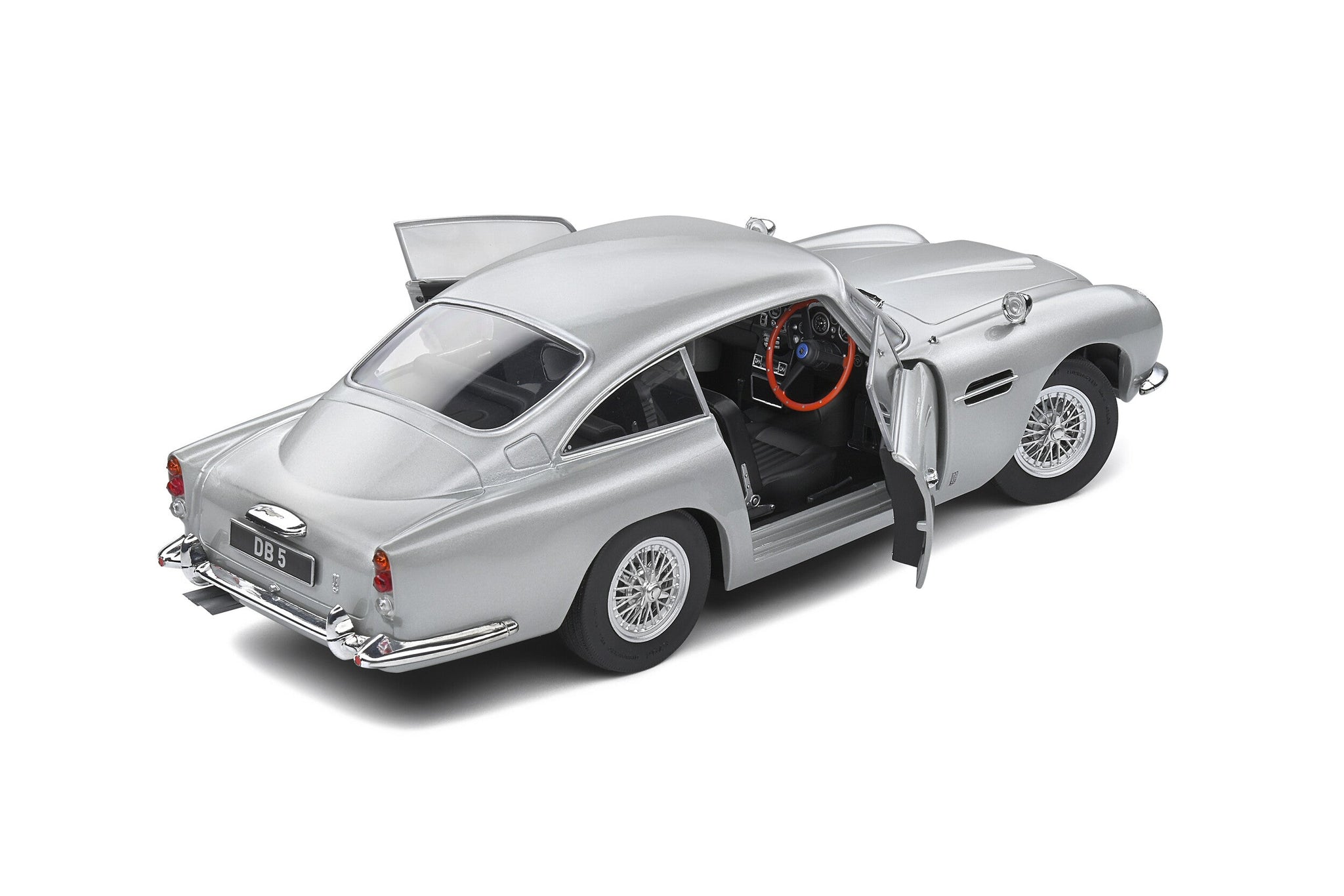 1:18 1964 Aston Martin DB5 -- Silver Birch -- Solido