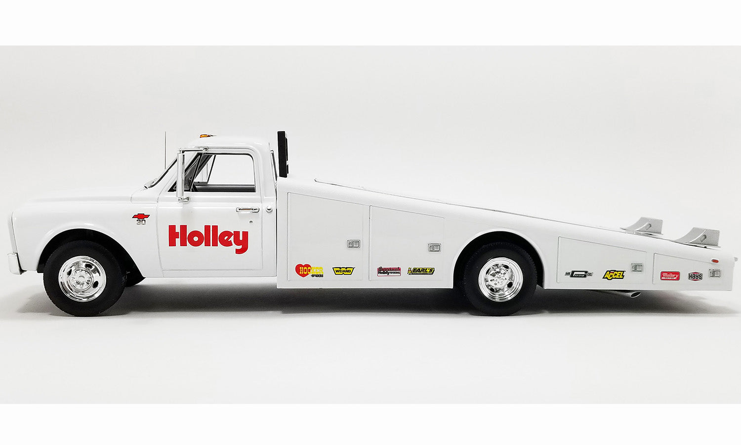 1:18 1967 Chevrolet C-30 Ramp Truck -- Holley White -- ACME