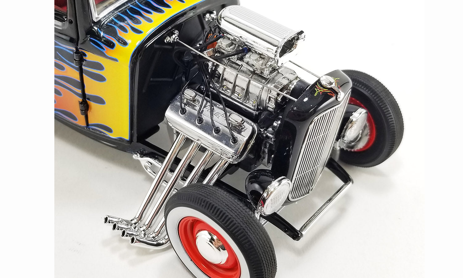 1:18 1932 Ford Blown 5 Window Coupe -- Black w/Rat Fink Figurine -- AC