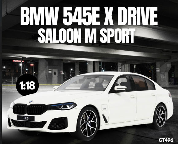 (Pre-Order) 1:18 2023 BMW 545E Drive Saloon M Sport -- White -- GT Spirit