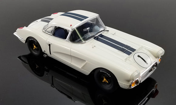 1:18 1960 24 Hours Le Mans -- #1 Cunningham 1960 Chevrolet Corvette C1 -- RAR
