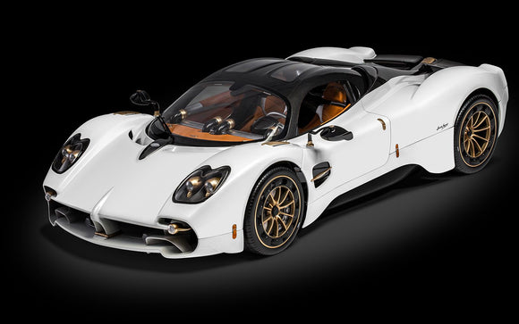 (Pre-Order) 1:8 Pagani Utopia Coupé -- Bianco Perla (White) -- Pocher HK123