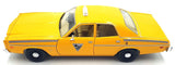 1:18 Rocky III (3) -- 1978 Dodge Monaco Yellow Taxi -- Greenlight