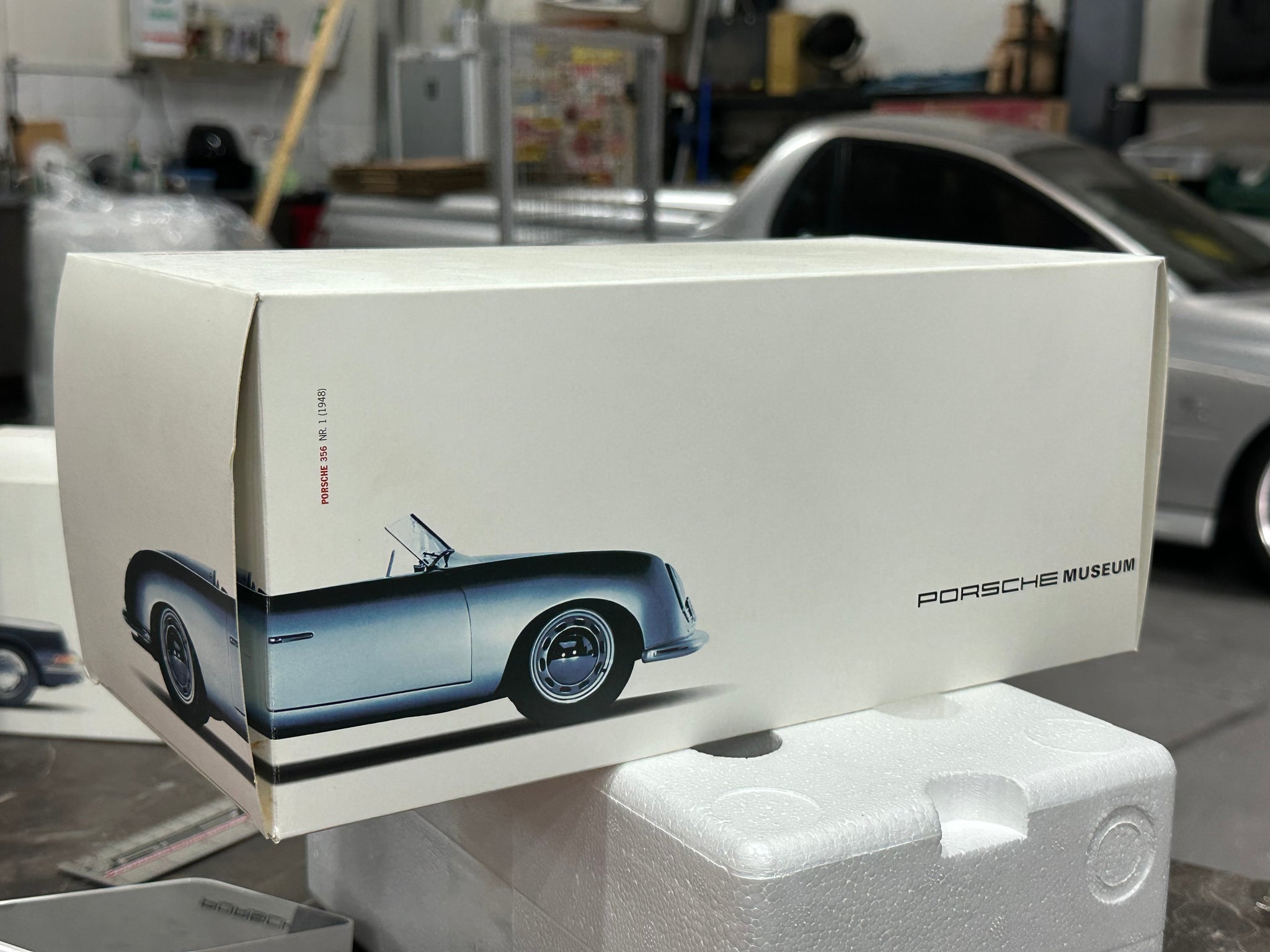 1:18 Porsche 356 Number 1 -- Silver -- AUTOart/Porsche Museum 78071 1:18 Porsche 356 Number 1 -- Silver -- AUTOart/Porsche Museum 78071