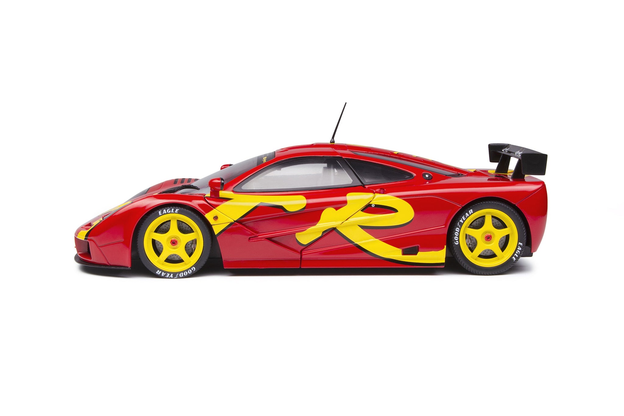 McLaren F1 GTR Short Tail 1/18 Solido - Brasilia 1996