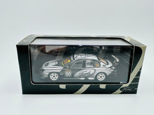 1:43 2002 Craig Lowndes -- 00 Motorsport -- Ford AU Falcon -- Biante