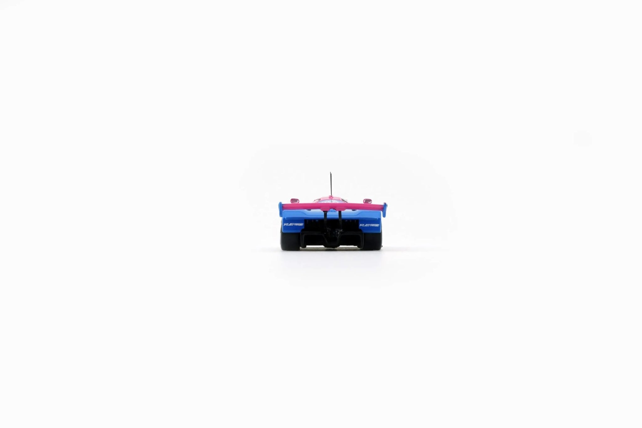 1:64 Mazda 787B x RE Amemiya -- #7 Blue/Pink -- BM Creations x CLDC Bo
