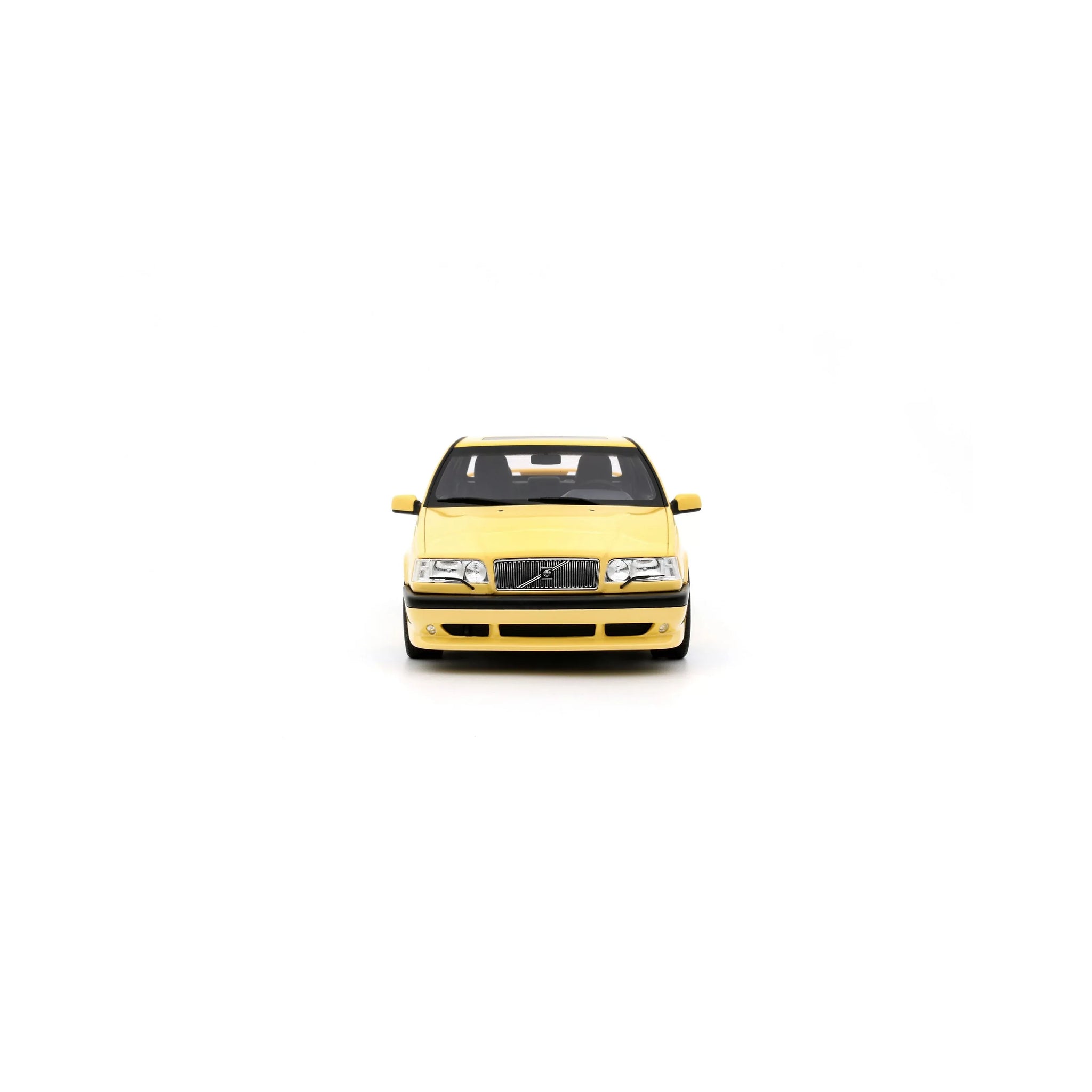 1:18 Volvo 850 T-5R 1996 -- Cream Yellow -- Ottomobile OT1222